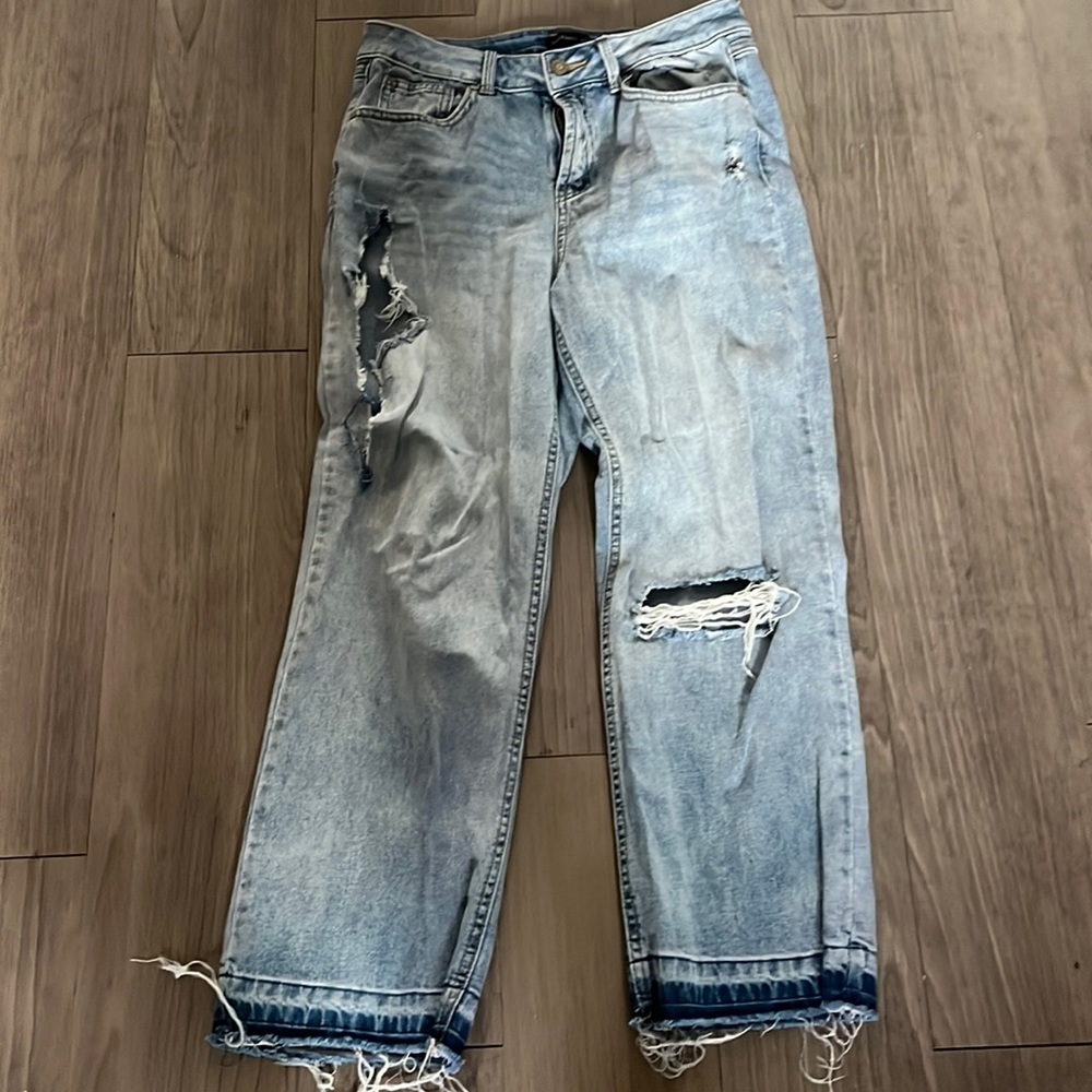 Ripped Wide Leg Jeans